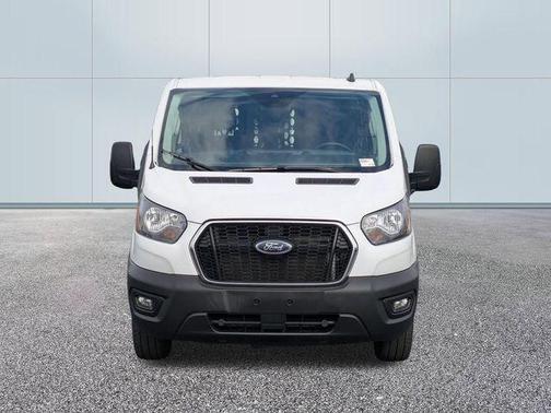 Oxford White 2025 Ford Transit-250 Base