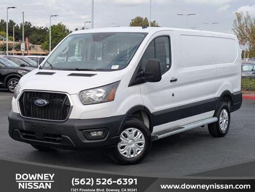 Oxford White 2025 Ford Transit-250 Base