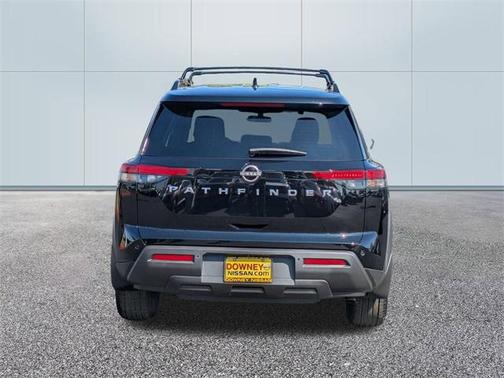 2025 Nissan Pathfinder SV FWD