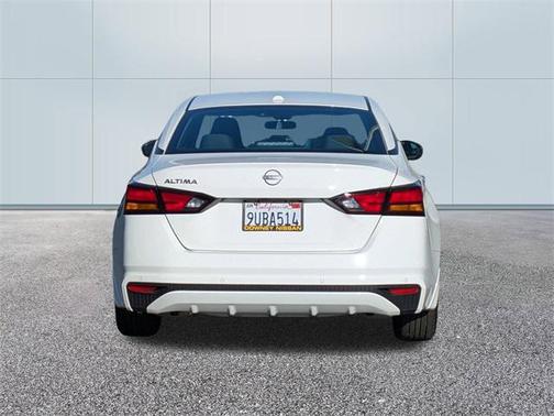 2025 Nissan Altima S FWD