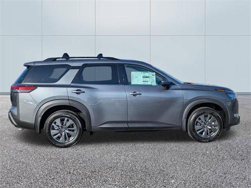 2025 Nissan Pathfinder SV FWD