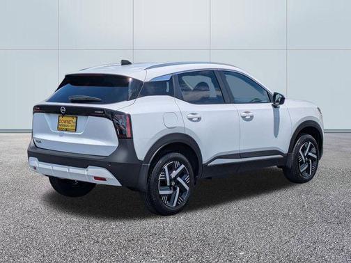 Fresh Powder 2026 Nissan Kicks SV