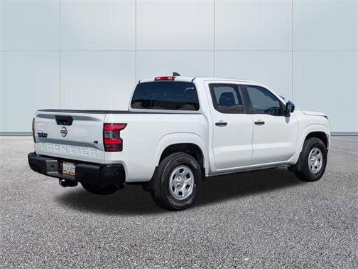 2022 Nissan Frontier S