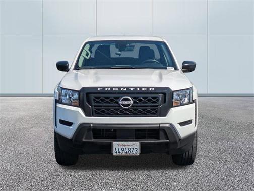 2022 Nissan Frontier S