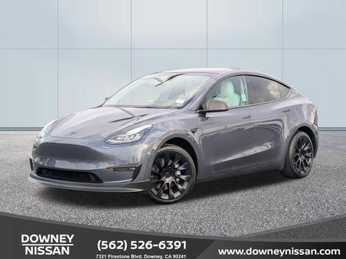Midnight Silver Metallic 2022 Tesla Model Y Long Range Dual Motor All-Wheel Drive
