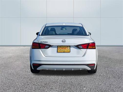 2025 Nissan Altima S FWD