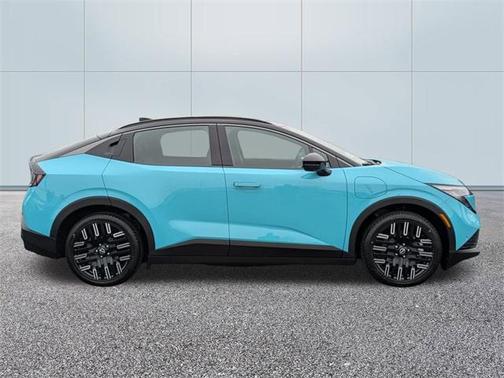 2026 Nissan Leaf PLATINUM+