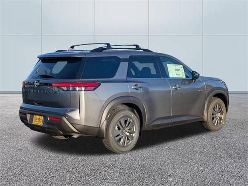 2025 Nissan Pathfinder SV FWD