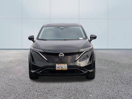 Black Diamond Pearl 2024 Nissan ARIYA VENTURE+