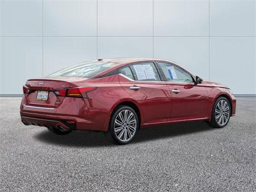 2023 Nissan Altima 2.5 SL