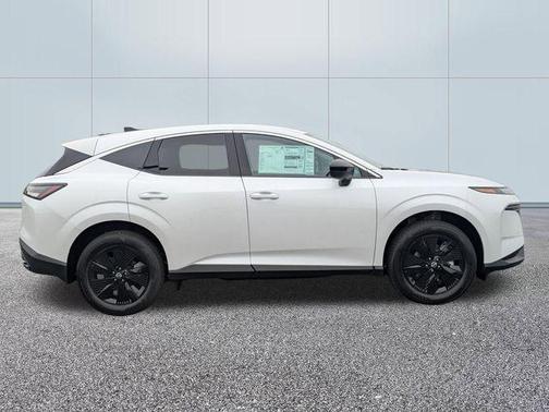 Everest White Pearl Tricoat 2026 Nissan Murano SV