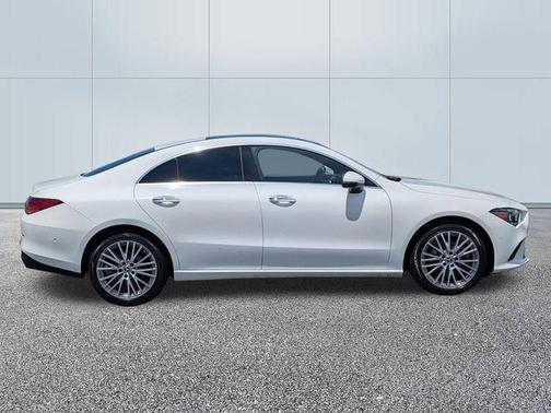 2022 Mercedes-Benz CLA 250 Base