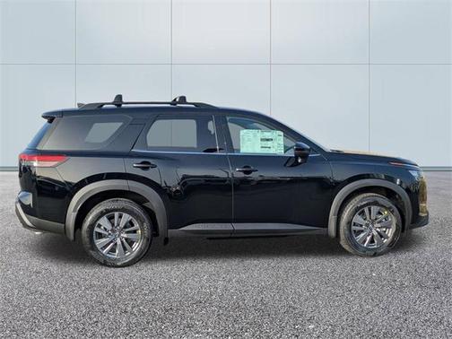 2025 Nissan Pathfinder SV FWD