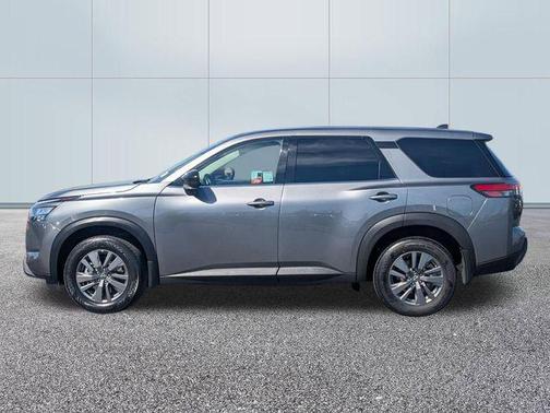 2024 Nissan Pathfinder S FWD