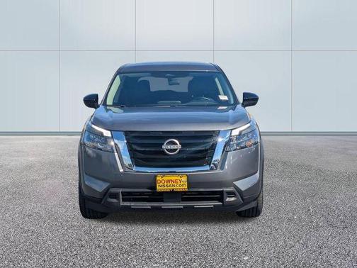 2024 Nissan Pathfinder S FWD