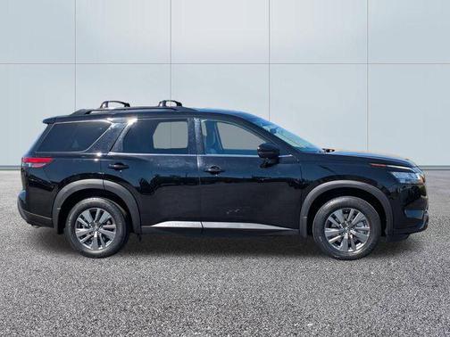 2022 Nissan Pathfinder SV 2WD