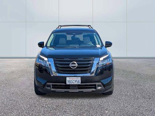 2022 Nissan Pathfinder SV 2WD