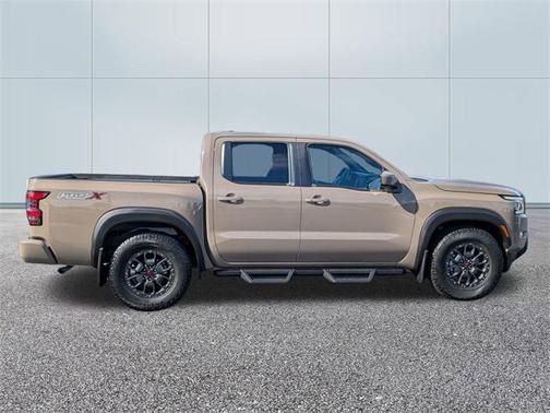 2023 Nissan Frontier PRO-X