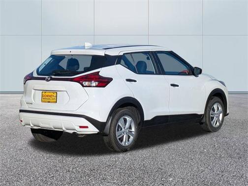 2025 Nissan Kicks S