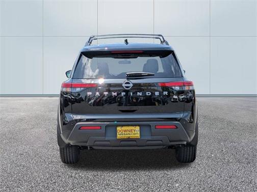 2025 Nissan Pathfinder SV FWD