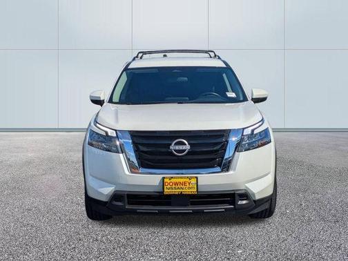 2024 Nissan Pathfinder SV FWD