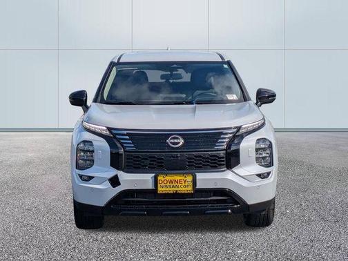 Alpine Frost 2026 Nissan Rogue SL