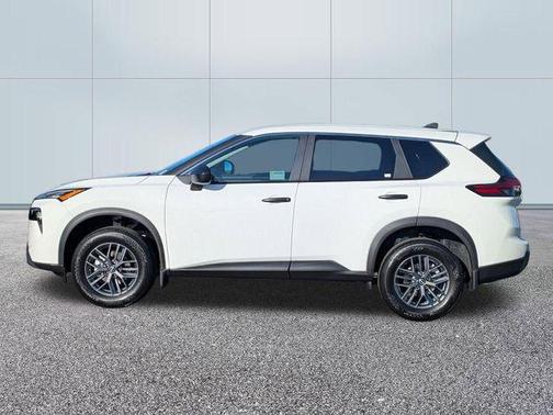 Glacier White 2026 Nissan Rogue S