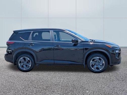 Super Black 2024 Nissan Rogue SV