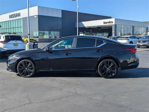 2022 Nissan Altima SR Intelligent AWD