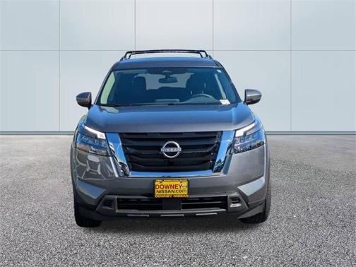 2025 Nissan Pathfinder SV FWD