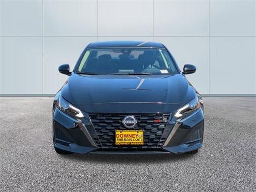 2025 Nissan Altima SR FWD