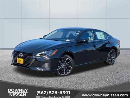2025 Nissan Altima SR FWD
