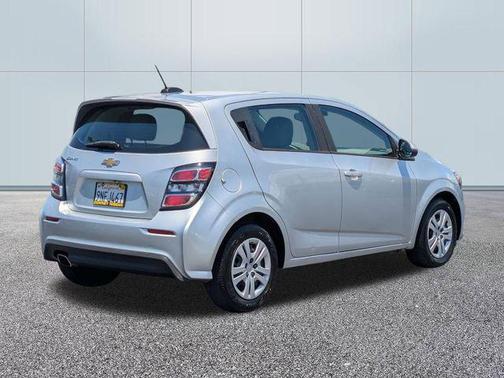 Silver Ice Metallic 2020 Chevrolet Sonic FWD Hatchback 1FL 5-Door