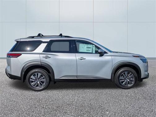 2025 Nissan Pathfinder SV FWD
