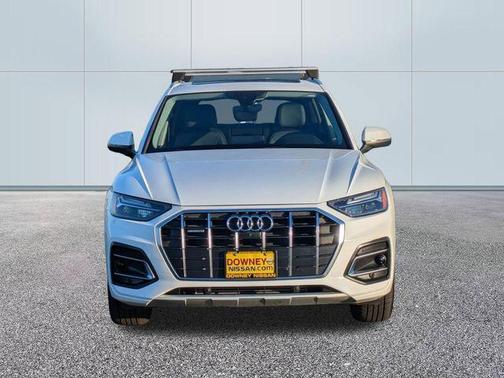Glacier White Metallic 2021 Audi Q5 45 Premium Plus