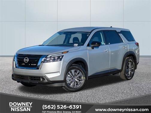 2025 Nissan Pathfinder S FWD