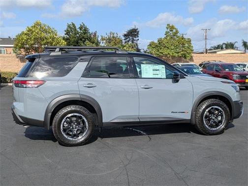 2025 Nissan Pathfinder Rock Creek 4WD