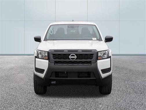 2025 Nissan Frontier S