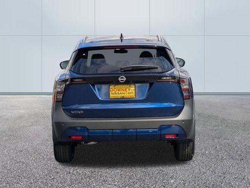 Deep Blue Pearl 2026 Nissan Kicks SV