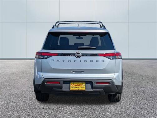 2025 Nissan Pathfinder SV FWD
