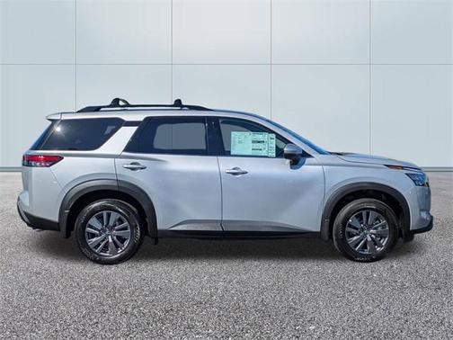 2025 Nissan Pathfinder SV FWD