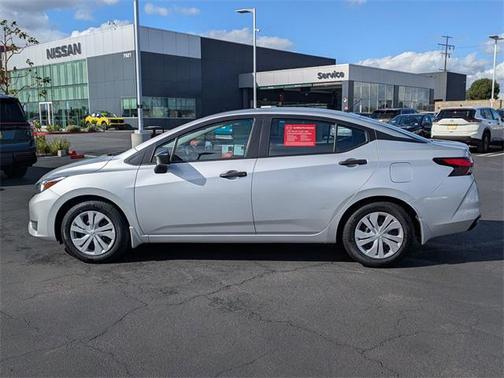 2024 Nissan Versa 1.6 S