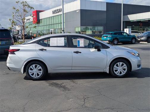 2024 Nissan Versa 1.6 S