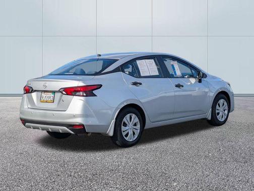 2024 Nissan Versa 1.6 S