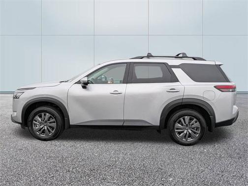 2025 Nissan Pathfinder SV FWD