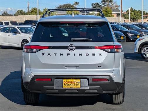 2022 Nissan Pathfinder SV 2WD