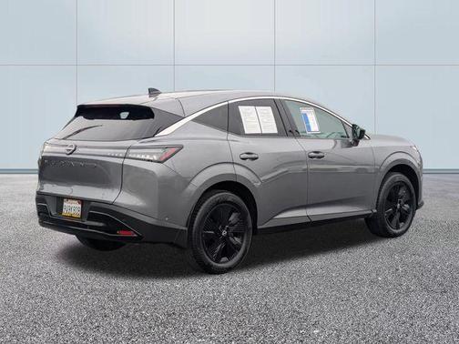 Gun Metallic 2025 Nissan Murano SV