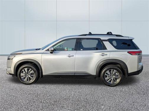 2025 Nissan Pathfinder SV FWD