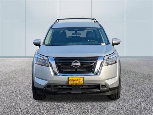 2025 Nissan Pathfinder SV FWD