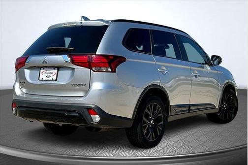 2019 Mitsubishi Outlander LE